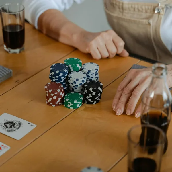 雷火电竞棋牌游戏